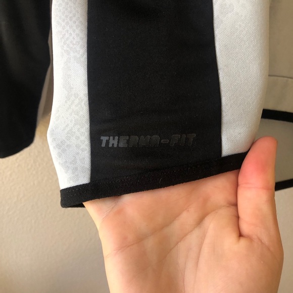 Therma-Fit Nike Zip-up Jacket  - Medium - Picture 4 of 6